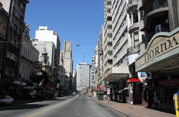 Avenida cntrica - Montevideo